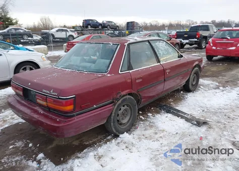 1991 Toyota Camry Dlx z USA, uszkodzony, nr VIN 4T1SV21EXMU405194